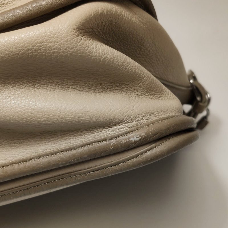 Loewe牛皮拼色logo標識金屬扣斜挎包單肩包-17