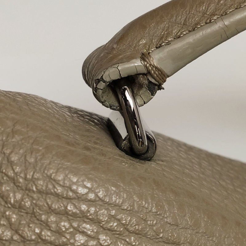 Loewe牛皮拼色logo標識金屬扣斜挎包單肩包-23