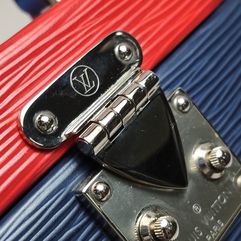 Louis Vuitton(LV)Bleecker牛皮撞色盒子包斜挎包單肩包晶片款-11