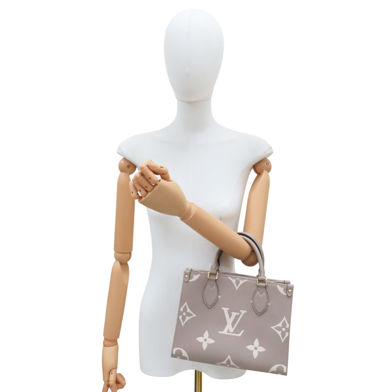 奶灰色 牛皮 OnTheGo PM 兩用包【LOUIS VUITTON LV 路易威登】 M45779-8