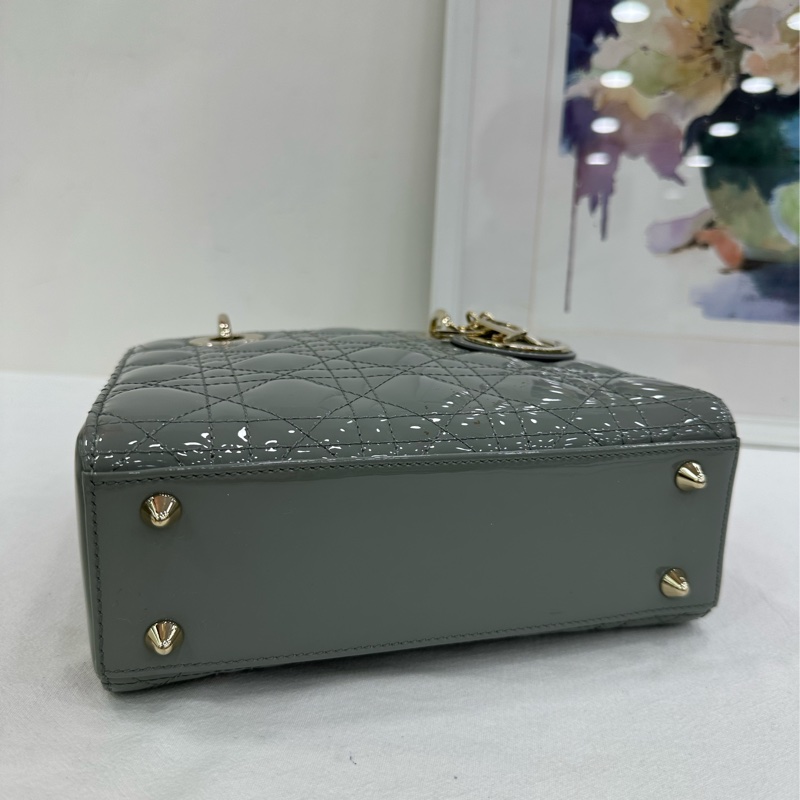 Dior 迪奧四格灰色漆皮金扣lady dior 戴妃 19年編碼 有購證有卡-5