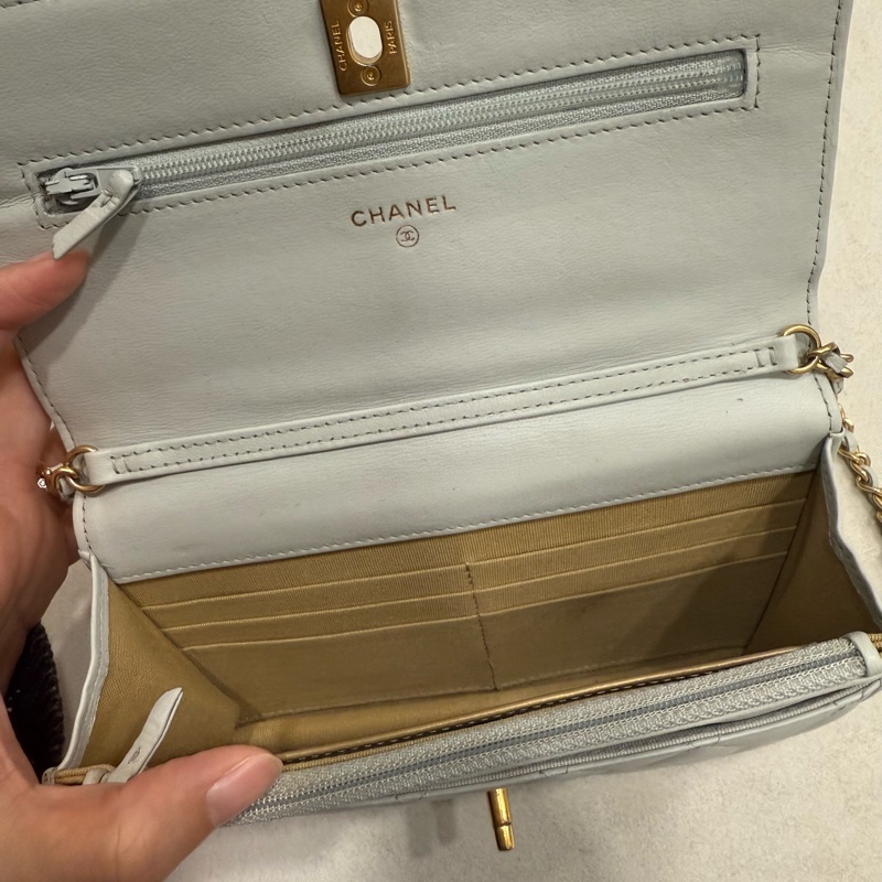 Chanel WOC 金球WOC 灰色 高級灰色 專櫃14萬 新款 淺灰色肩背包 側背包 香奈兒-8