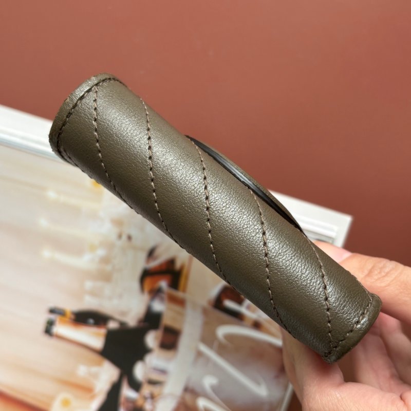 ::GUCCI:: 760317 Blondie系列 大雙G 墨綠色皮革短夾 零錢包 錢包-22