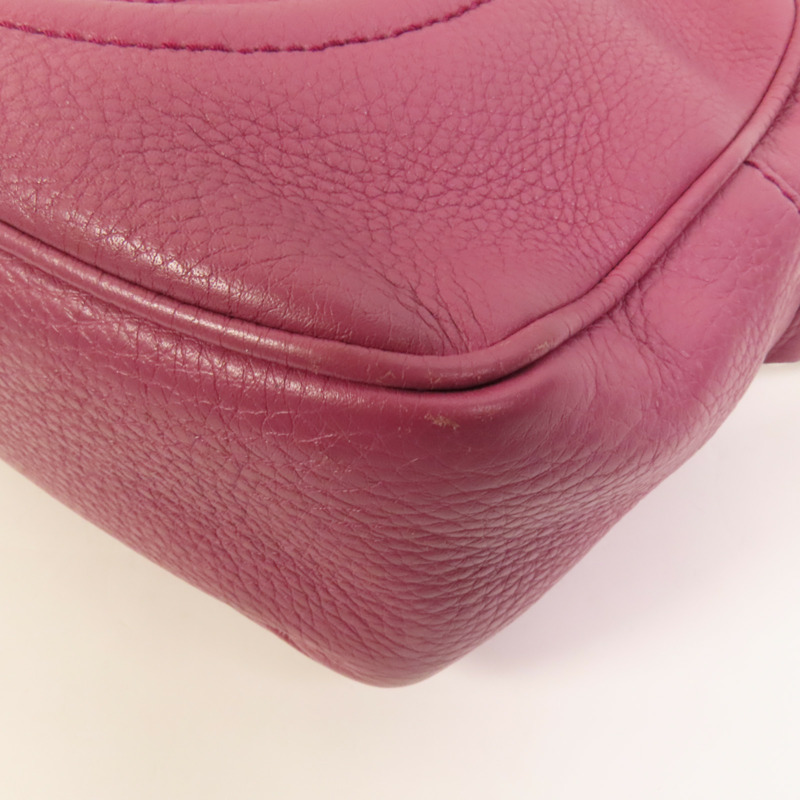 GUCCI 牛皮皮革Soho Disco Bag金扣肩背袋-12