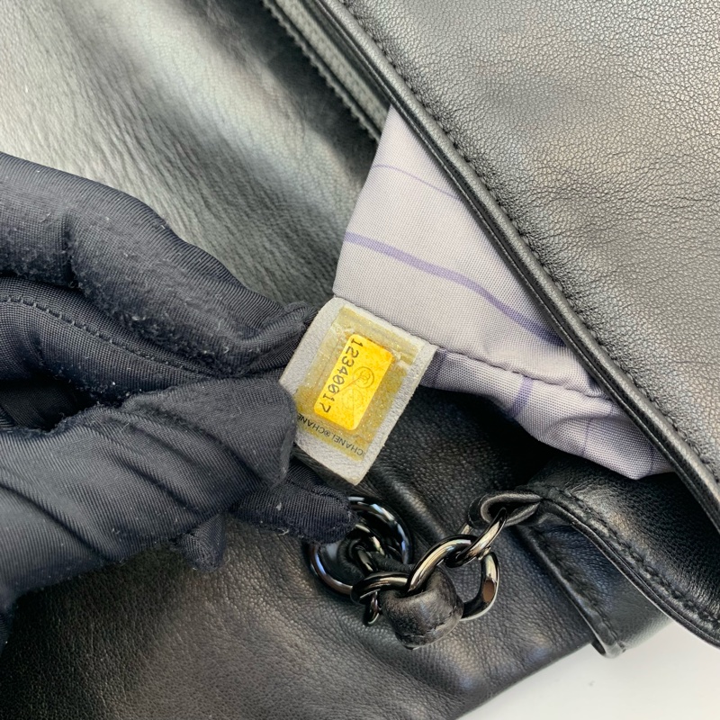 Chanel flap bag金屬黑色x碎釘🔎有格調男女通用-3