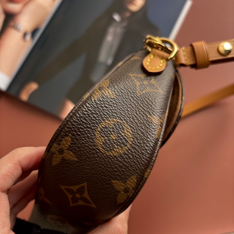 ::LOUIS VUITTON:: LV M81911 IVY咖啡色經典花紋掀蓋兩用包 WOC鏈包-4