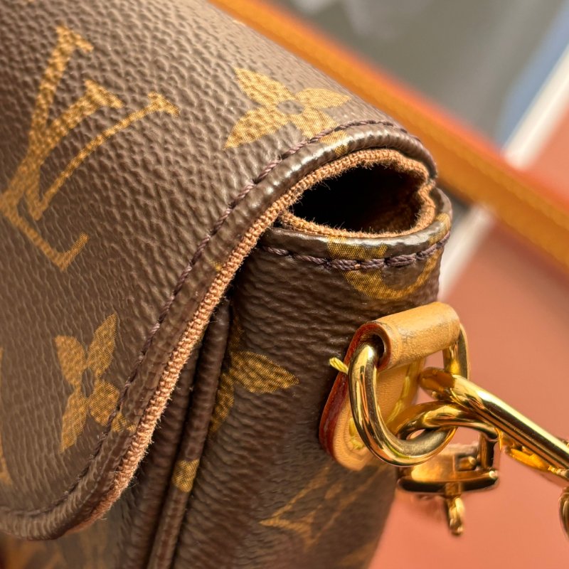 ::LOUIS VUITTON:: LV M81911 IVY咖啡色經典花紋掀蓋兩用包 WOC鏈包-10