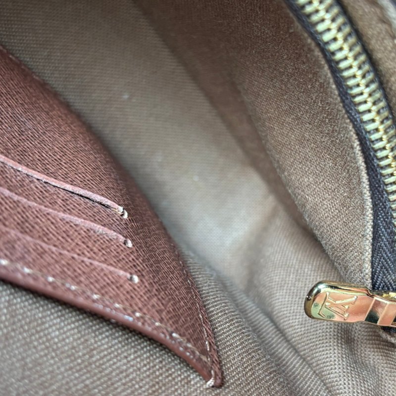 ::LOUIS VUITTON:: LV M81911 IVY咖啡色經典花紋掀蓋兩用包 WOC鏈包-22