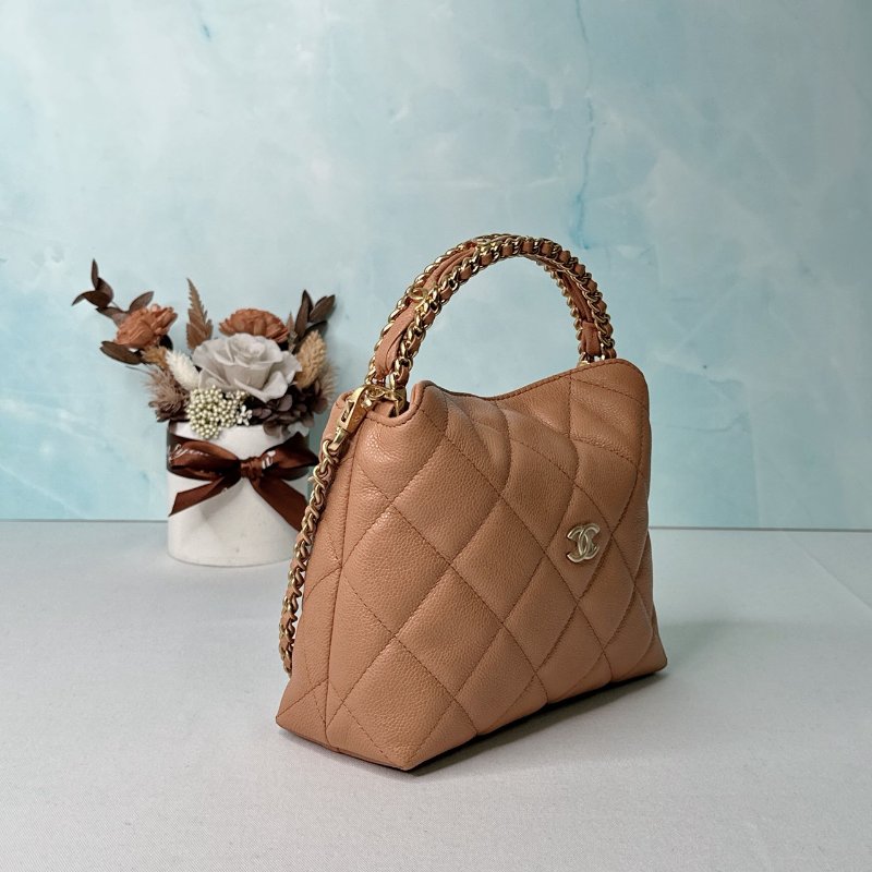 CHANEL 全新25B牛皮飯盒包-3