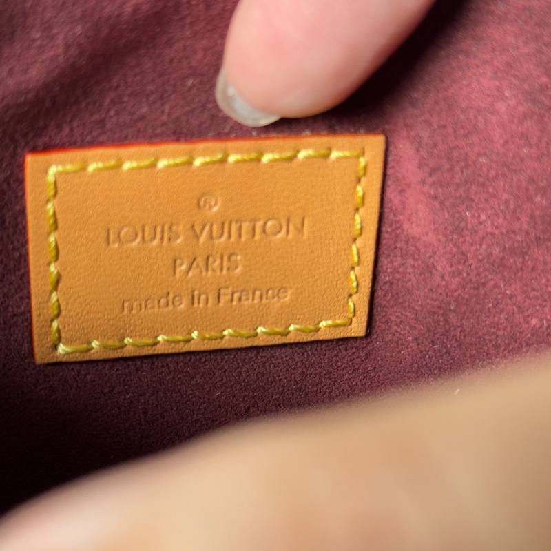 台灣購證 LV carry all pm 老花-1