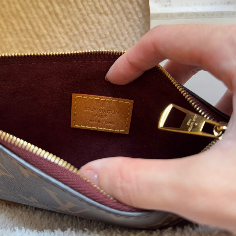 台灣購證 LV carry all pm 老花-13