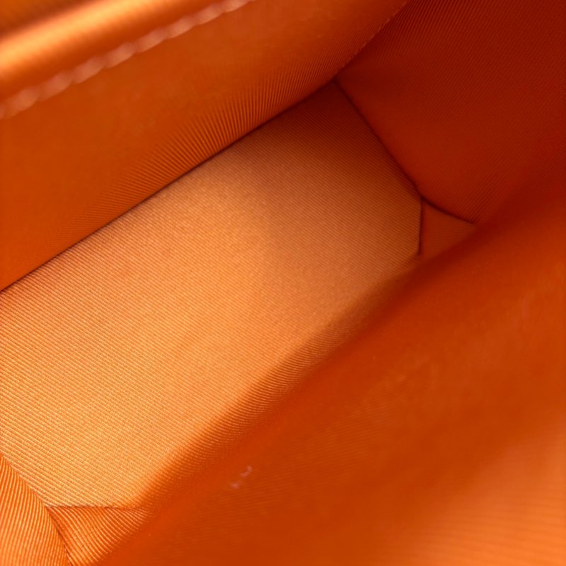 ::LOUIS VUITTON:: LV M59666 Box Trunk 黃色皮革直式箱包手提斜背包-18