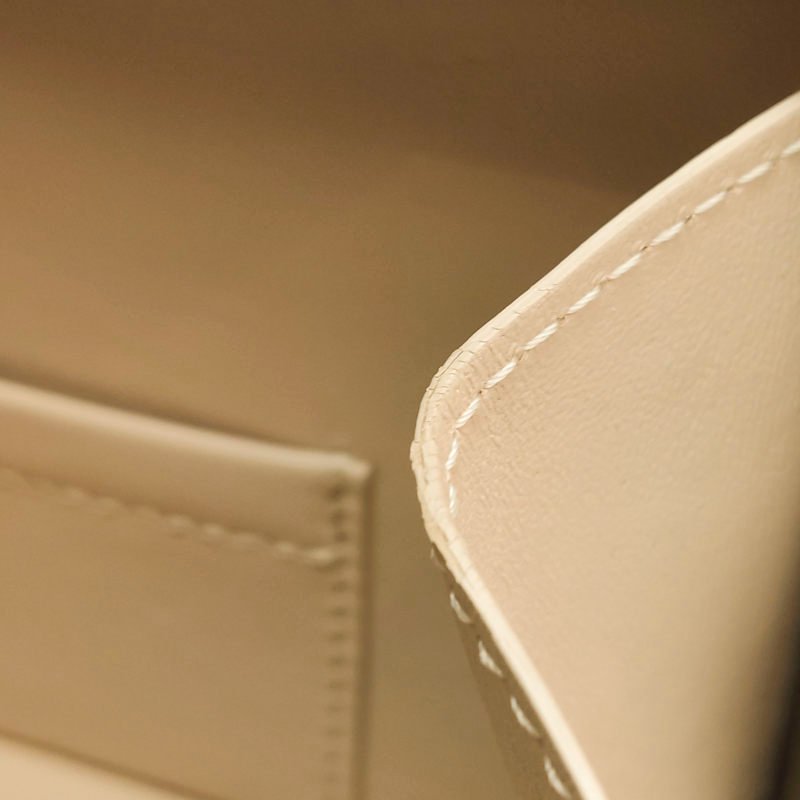 Louis Vuitton(LV)Petite Malle小盒子小號牛皮拼色水波紋S-lock鎖扣斜挎包-19