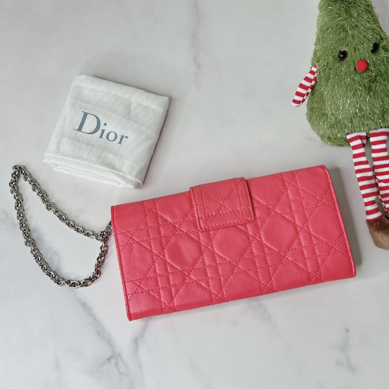 DIOR 粉色鏈帶長夾-1