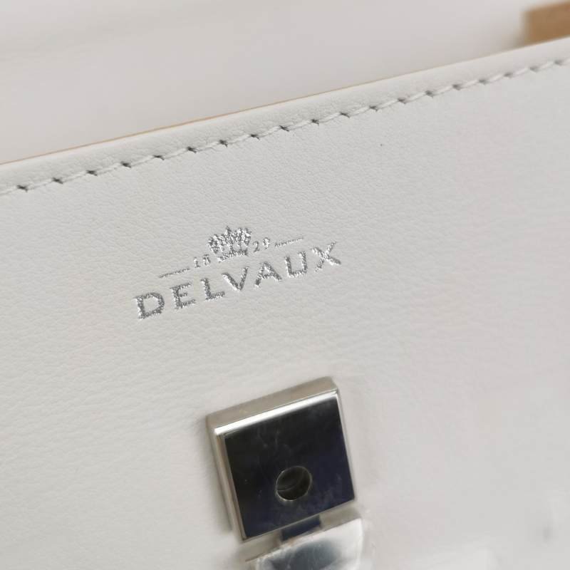 Delvaux Tempete小號牛皮純色浮雕圖騰T形翻蓋手提包單肩包-6