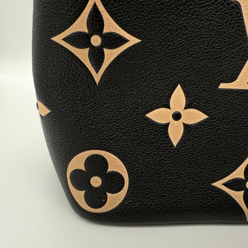 LOUIS VUITTON NéoNoé MM M45497 黑色 雙色壓紋水桶包-3