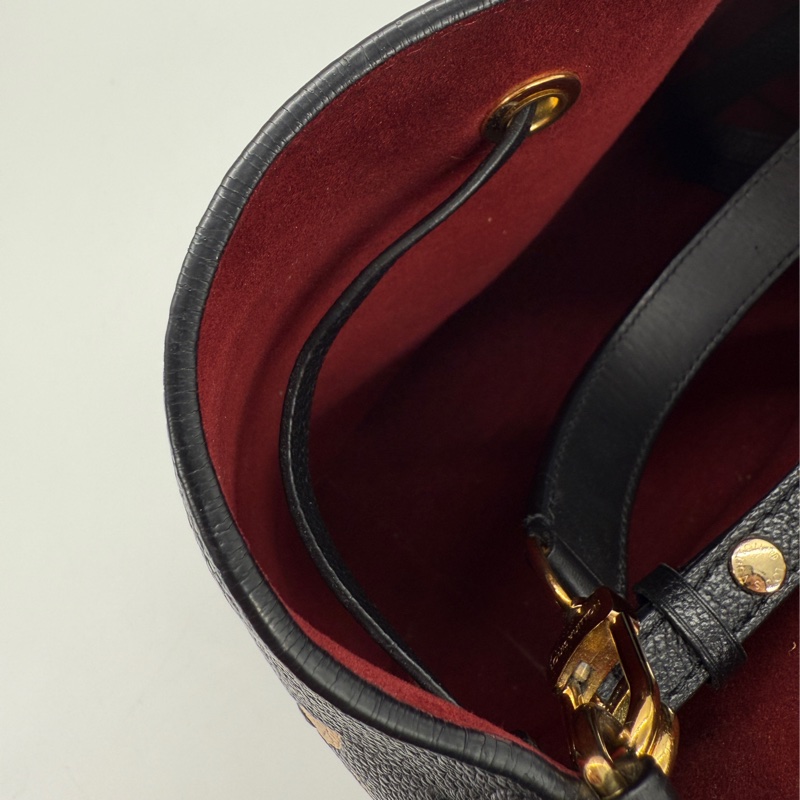LOUIS VUITTON NéoNoé MM M45497 黑色 雙色壓紋水桶包-10