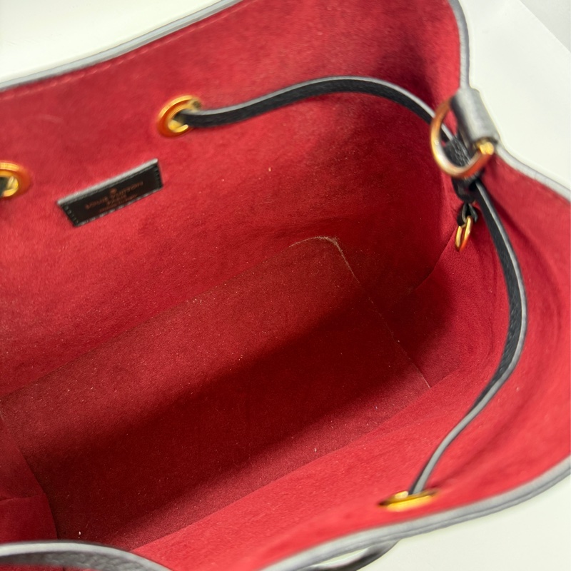 LOUIS VUITTON NéoNoé MM M45497 黑色 雙色壓紋水桶包-17