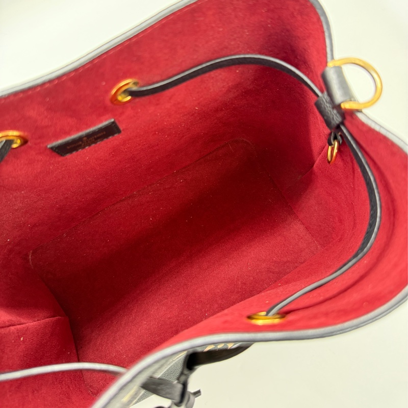 LOUIS VUITTON NéoNoé MM M45497 黑色 雙色壓紋水桶包-20