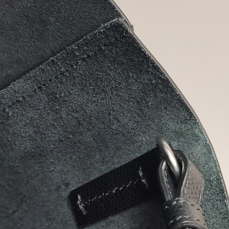 Celine Cabas牛皮純色字母logo斜挎包單肩包-8