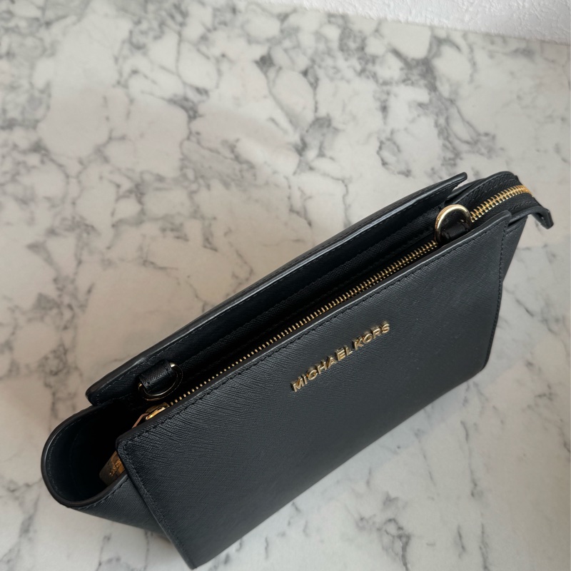 MK黑色防刮皮革蝙蝠斜背包🫶雙背帶🫶-2