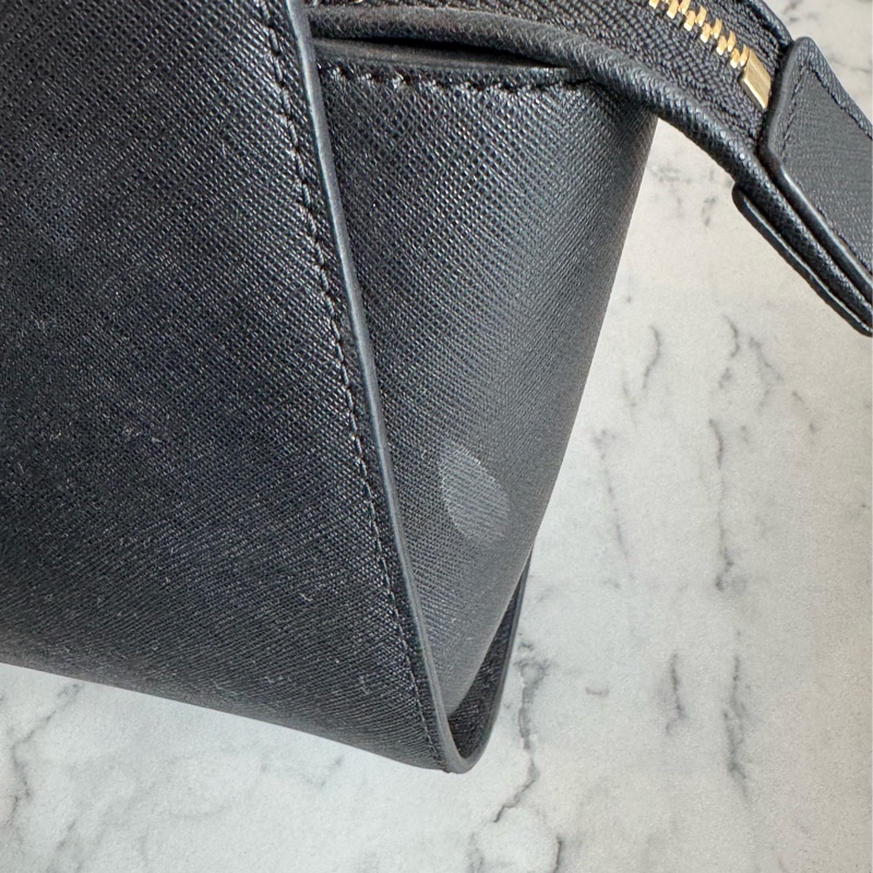 MK黑色防刮皮革蝙蝠斜背包🫶雙背帶🫶-10