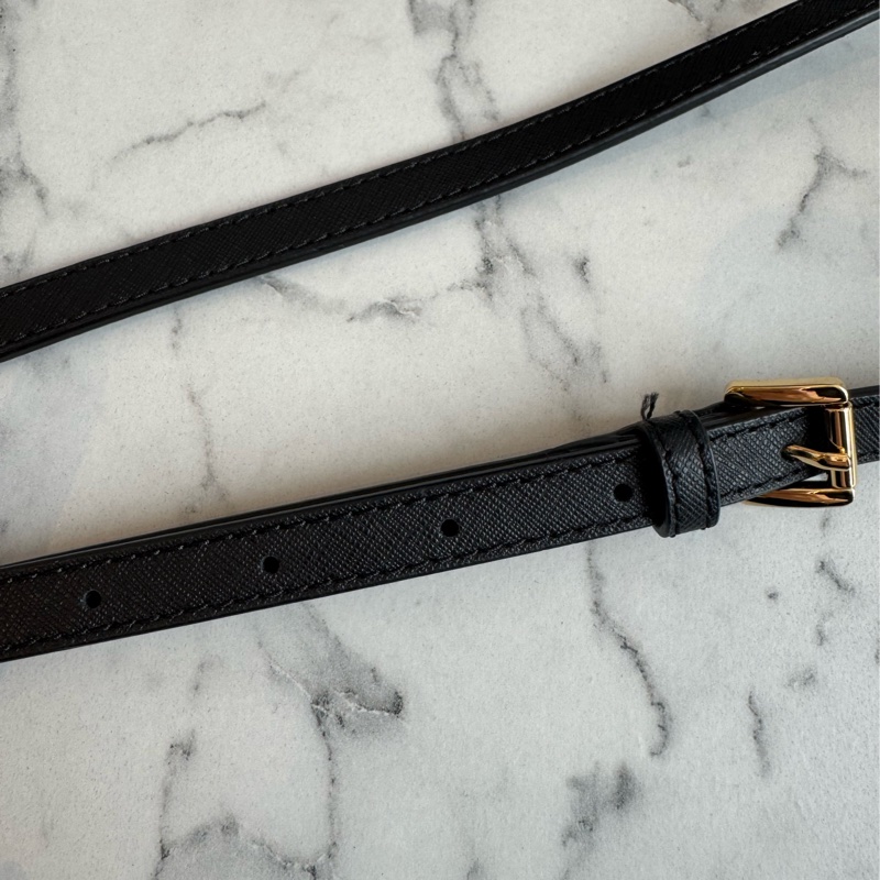 MK黑色防刮皮革蝙蝠斜背包🫶雙背帶🫶-29