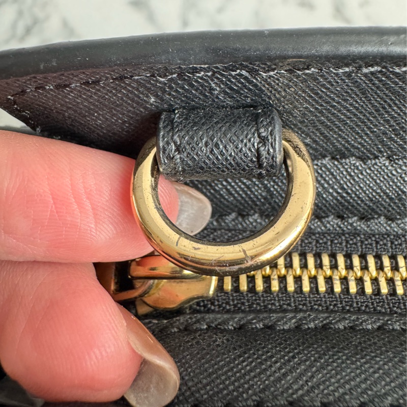 MK黑色防刮皮革蝙蝠斜背包🫶雙背帶🫶-31