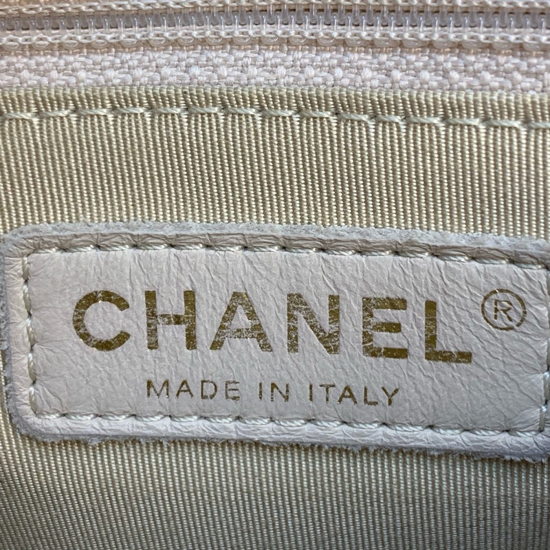 Chanel Coco handle🧋經典手袋配奶茶色-14