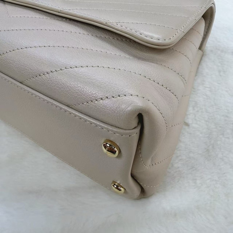 Chanel Coco handle🧋經典手袋配奶茶色-7