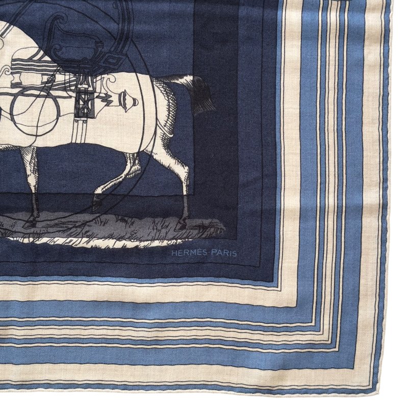 HERMES Couvertures et Tenues de Jour shawl 140 羊絨 圍巾-4