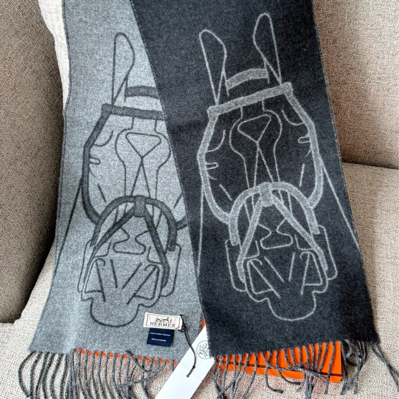 Hermes 男裝 灰色雙面圍巾 scarf-1