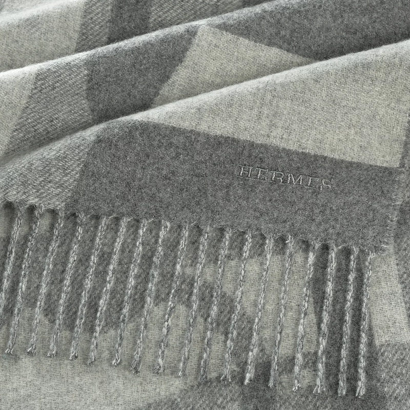 Hermes 男裝淺灰色圍巾 頸巾-1