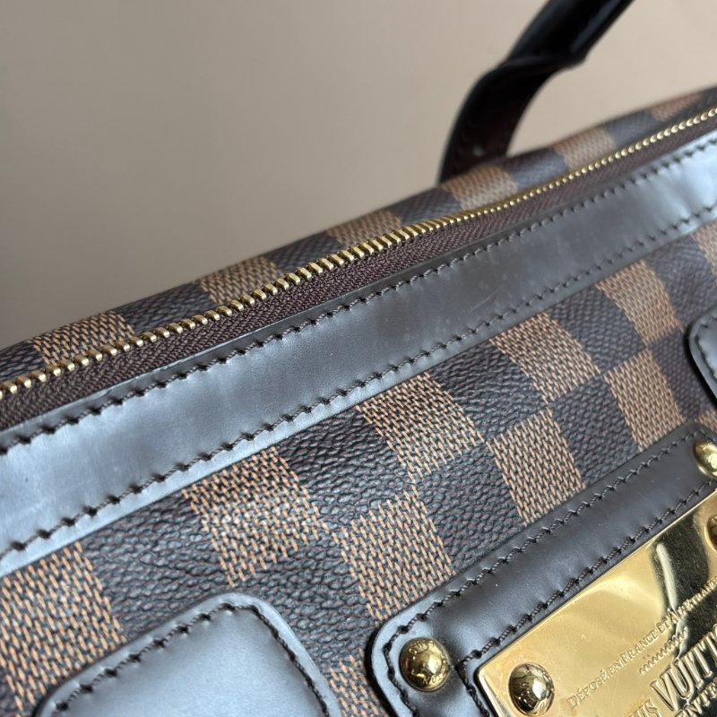 ::LOUIS VUITTON:: LV N52000 BERKELEY 咖啡色棋盤格手提包 波士頓包-26