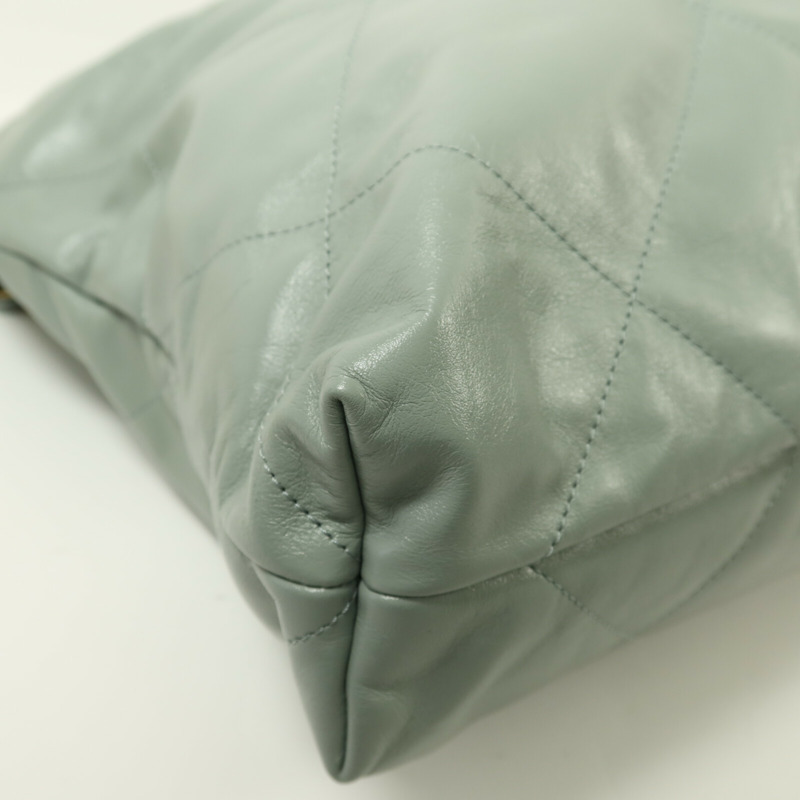 CHANEL 牛皮皮革Chanel 22金扣鏈帶肩背袋-11