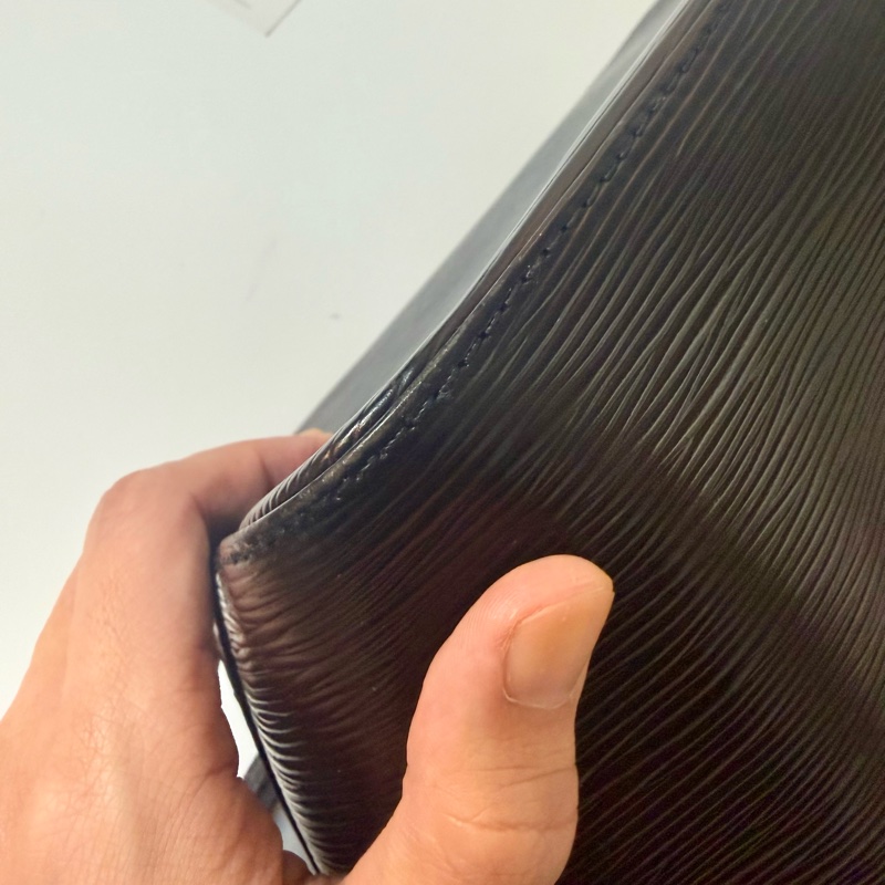 ✔️LOUIS VUITTON LV 路易威登 Epi Noe 水波紋水桶包/黑色-15