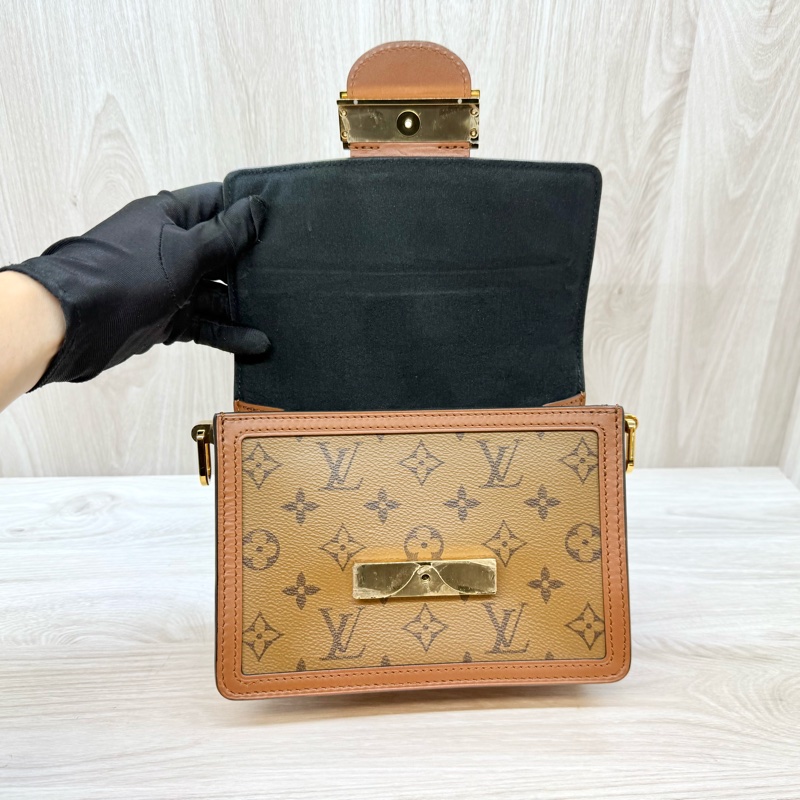 LV雙色原花拼咖啡色皮革金釦mini達芙妮M44580-5