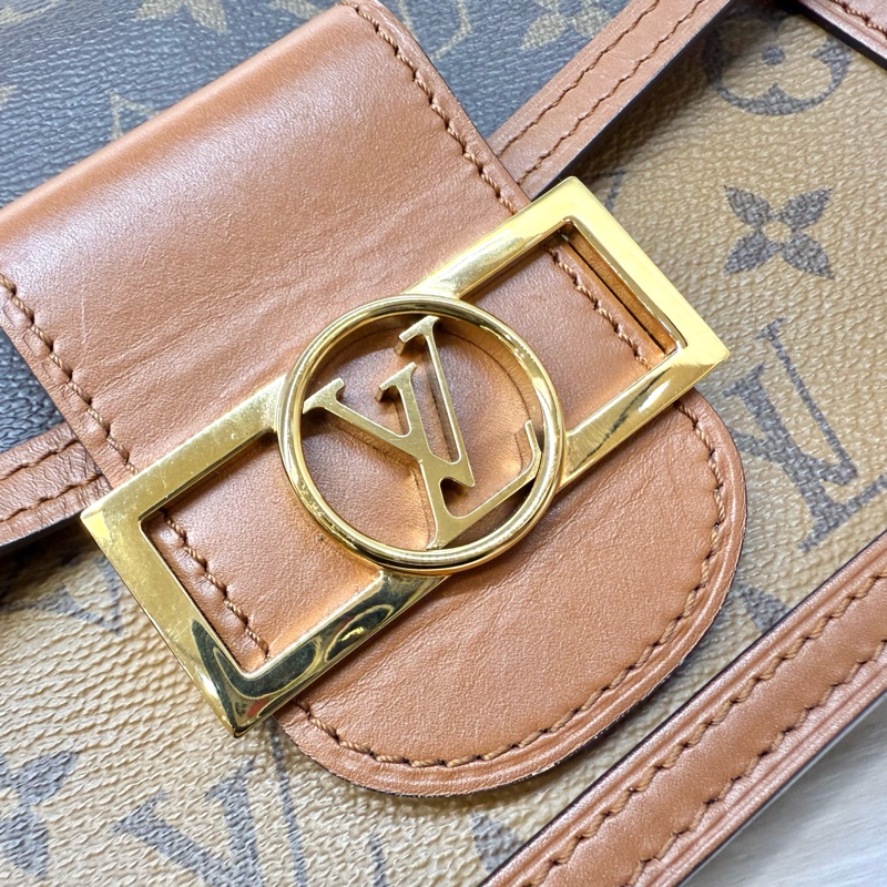 LV雙色原花拼咖啡色皮革金釦mini達芙妮M44580-16