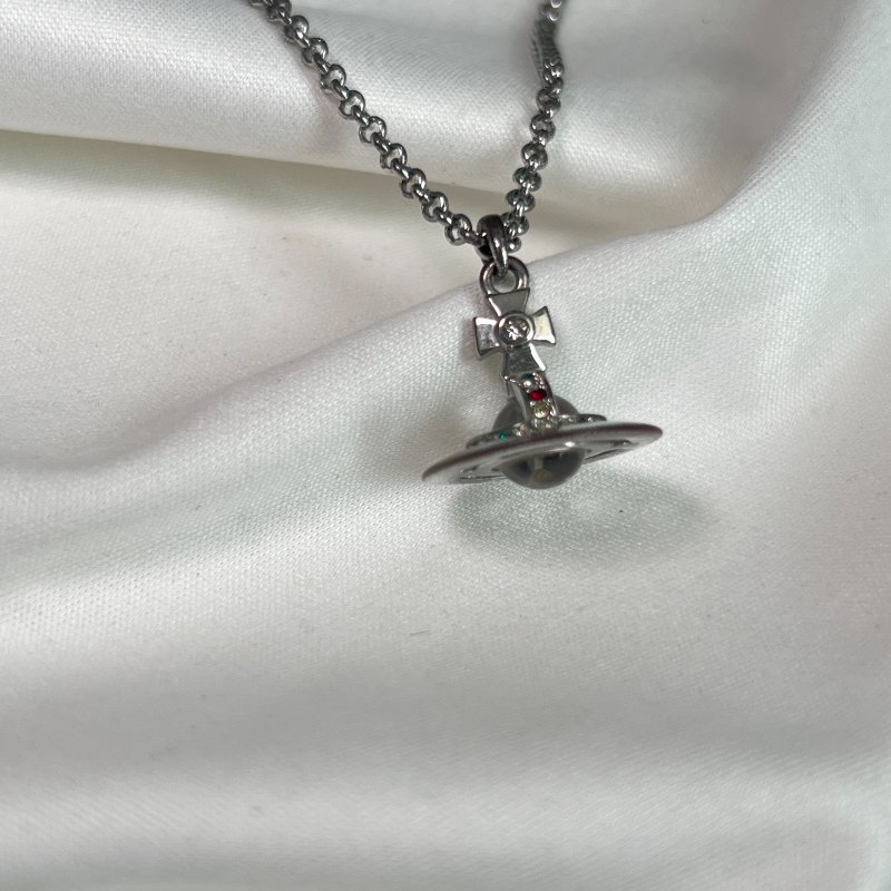 Vivienne Westwood Orb Pendant Necklace / Vivienne Westwood土星銀頸鏈 Orb Pendant Necklace-1