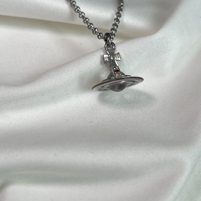 Vivienne Westwood Orb Pendant Necklace / Vivienne Westwood土星銀頸鏈 Orb Pendant Necklace-2