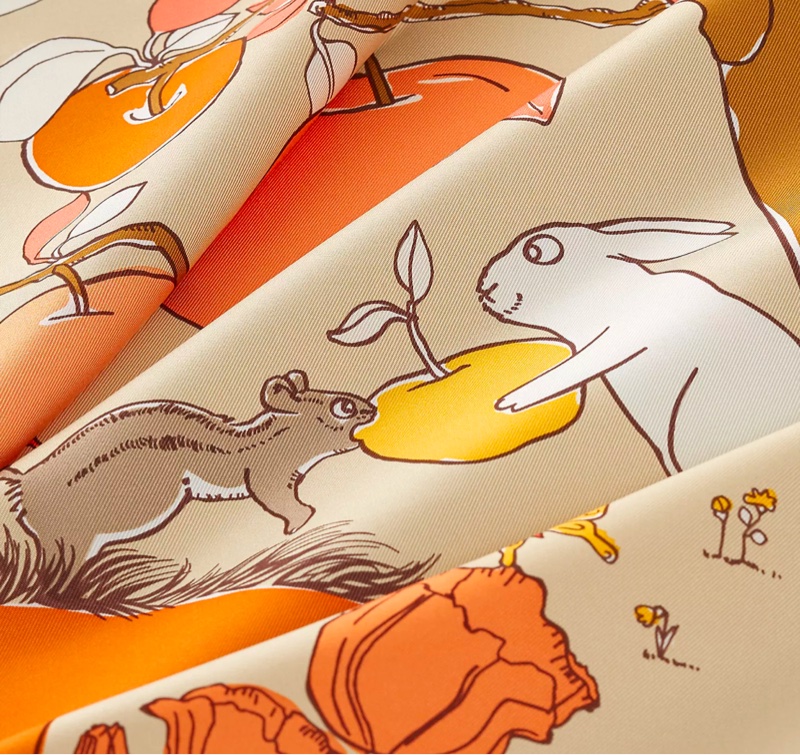 愛馬仕爆款！馬鞍上的蘋果樹 90方巾-1