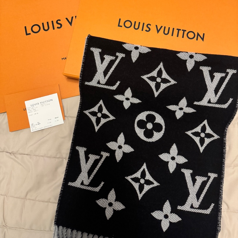 誠可議全配M77853 LV Essential 圍巾-0