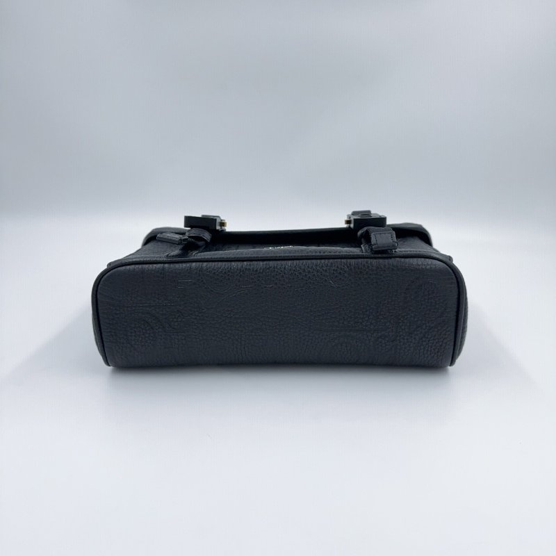 DIOR黑色牛皮壓紋Hit the Road下蓋釦式郵差包-7