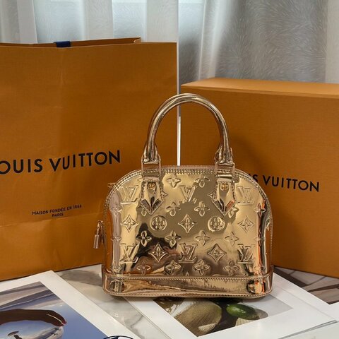 LOUIS VUITTON Alma BB - 玫瑰金