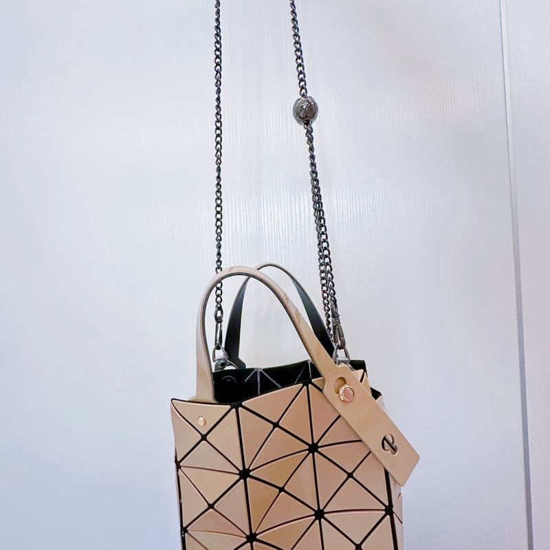 Issey Miyake 三宅一生 Carat 3x3-10