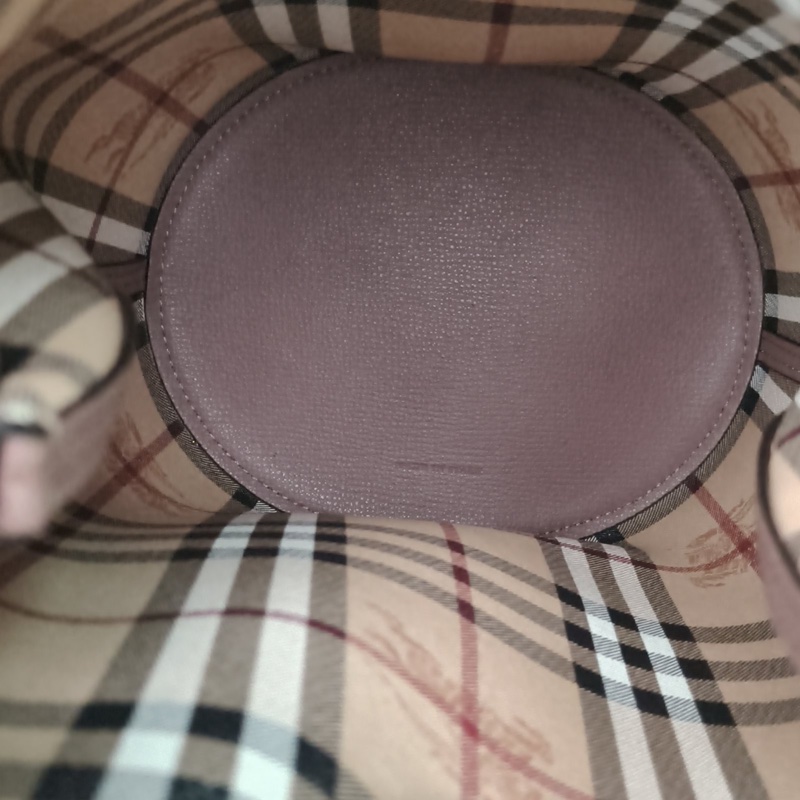 Burberry 豆沙粉牛皮全皮水桶單肩包-5