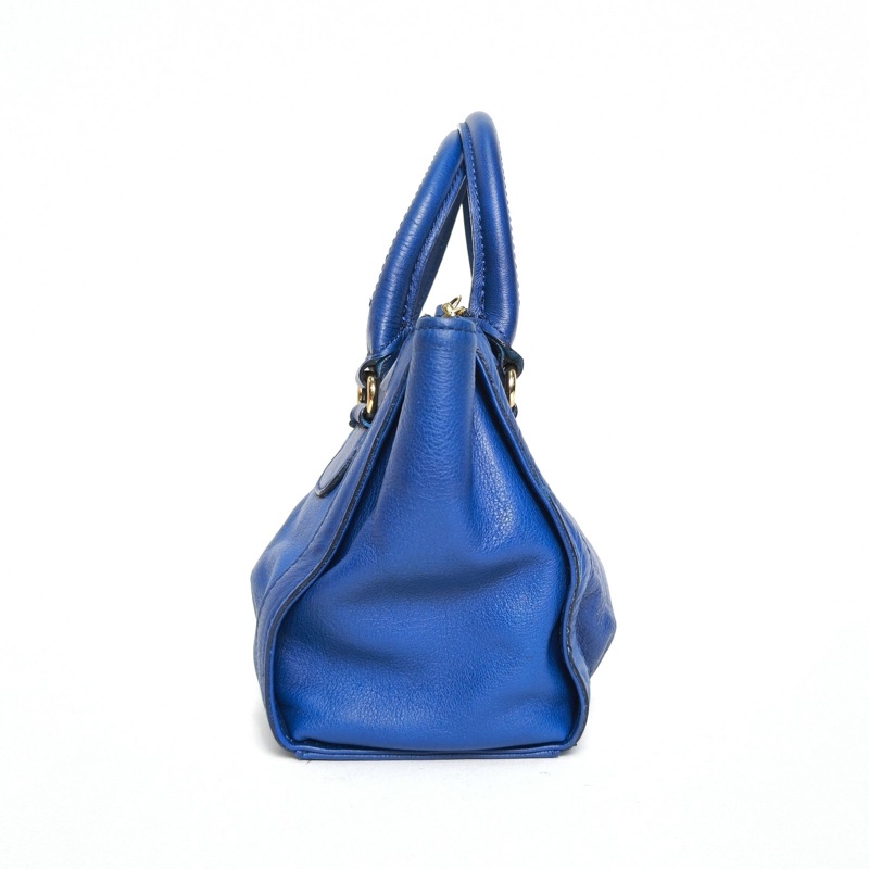 Burberry 藍色牛皮餃子包斜挎包mini號-1