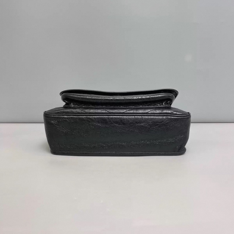 YSL聖羅蘭 Niki大號黑色全皮銀鏈郵差包-4