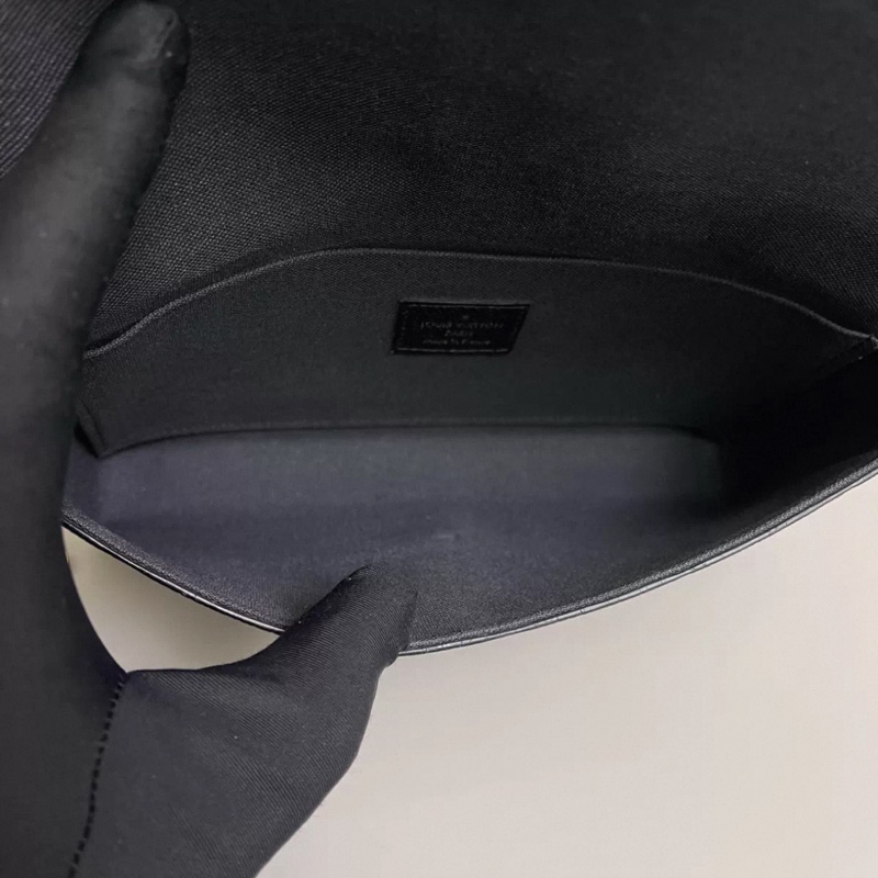 LV路易威登黑色全皮三合一 芯片款-6