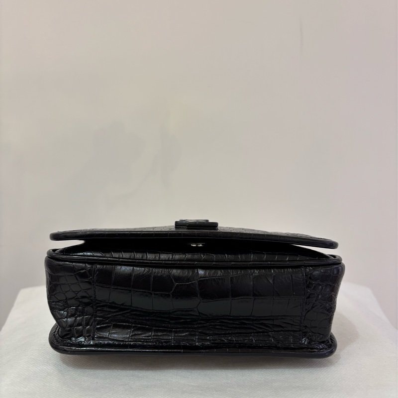 YSL黑色鱷魚壓紋小號掀蓋包MINI-6